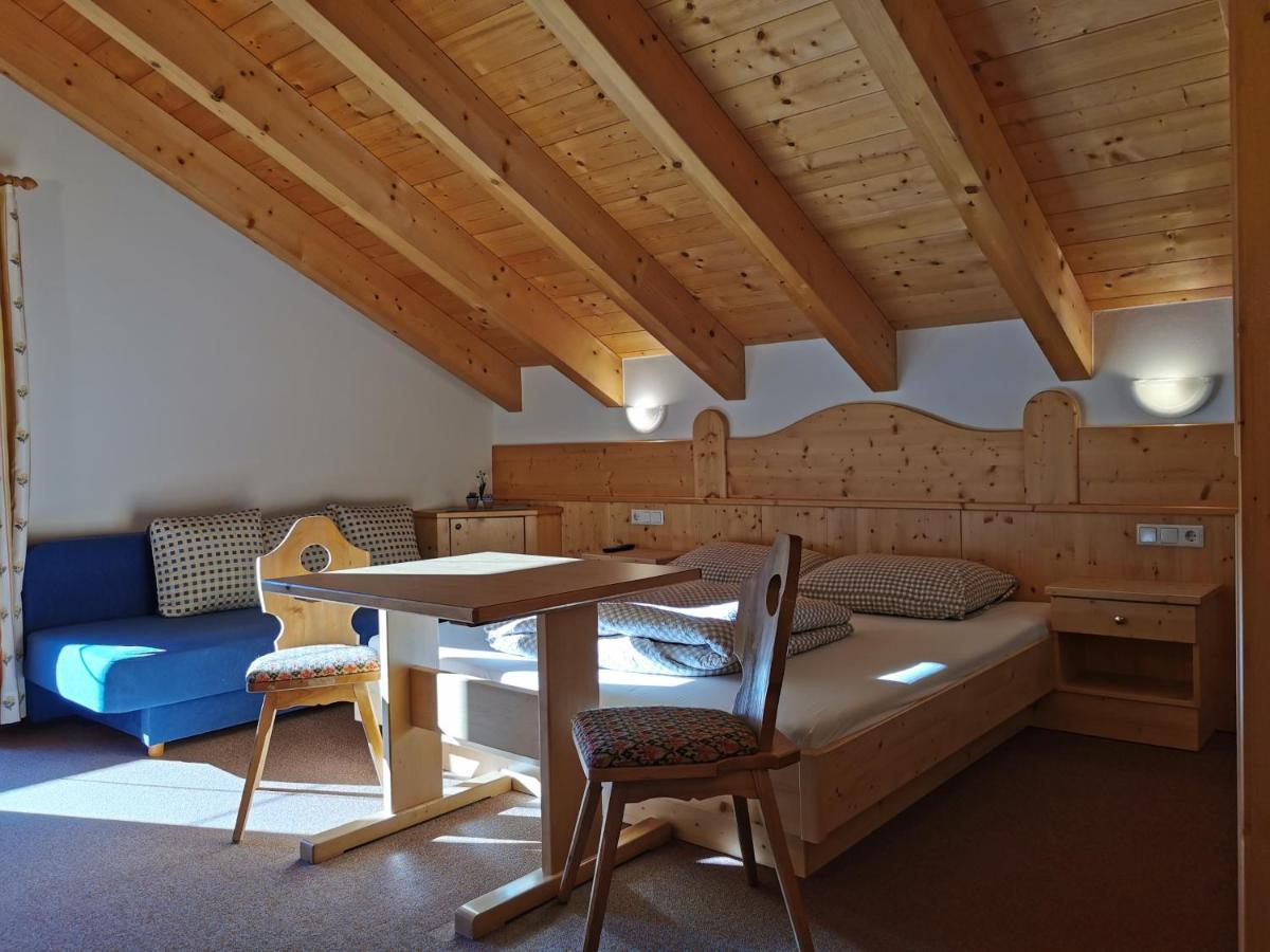 Hotel Garni Schoenblick ゼルデン エクステリア 写真