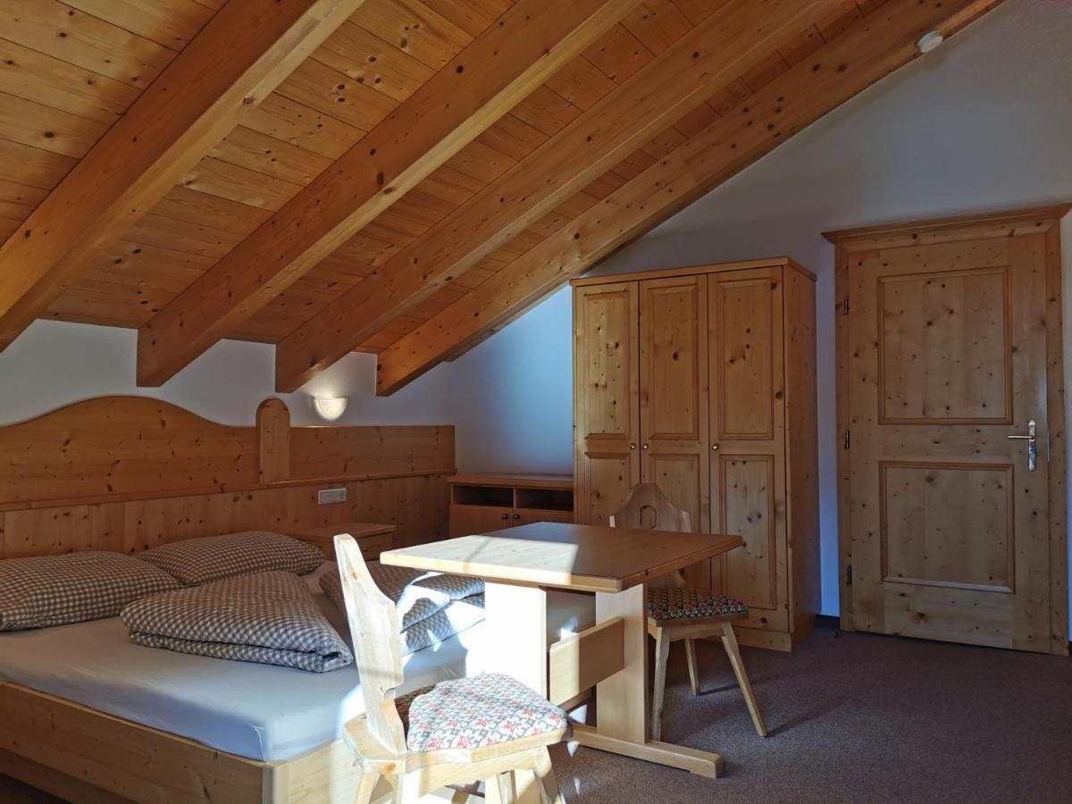 Hotel Garni Schoenblick ゼルデン エクステリア 写真