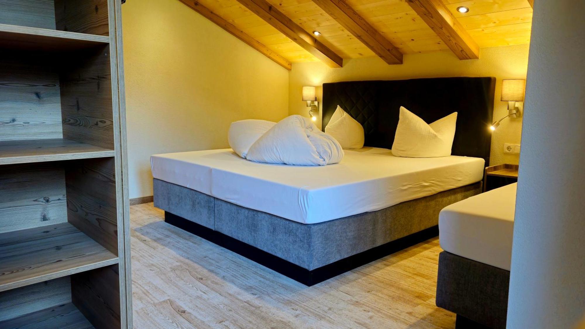 Hotel Garni Schoenblick ゼルデン エクステリア 写真