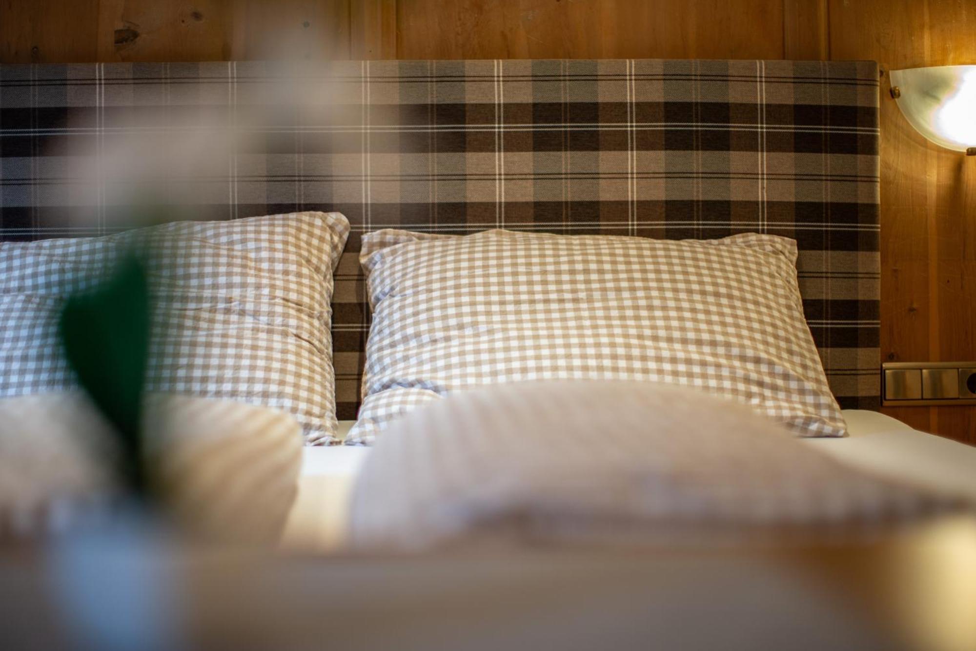 Hotel Garni Schoenblick ゼルデン エクステリア 写真