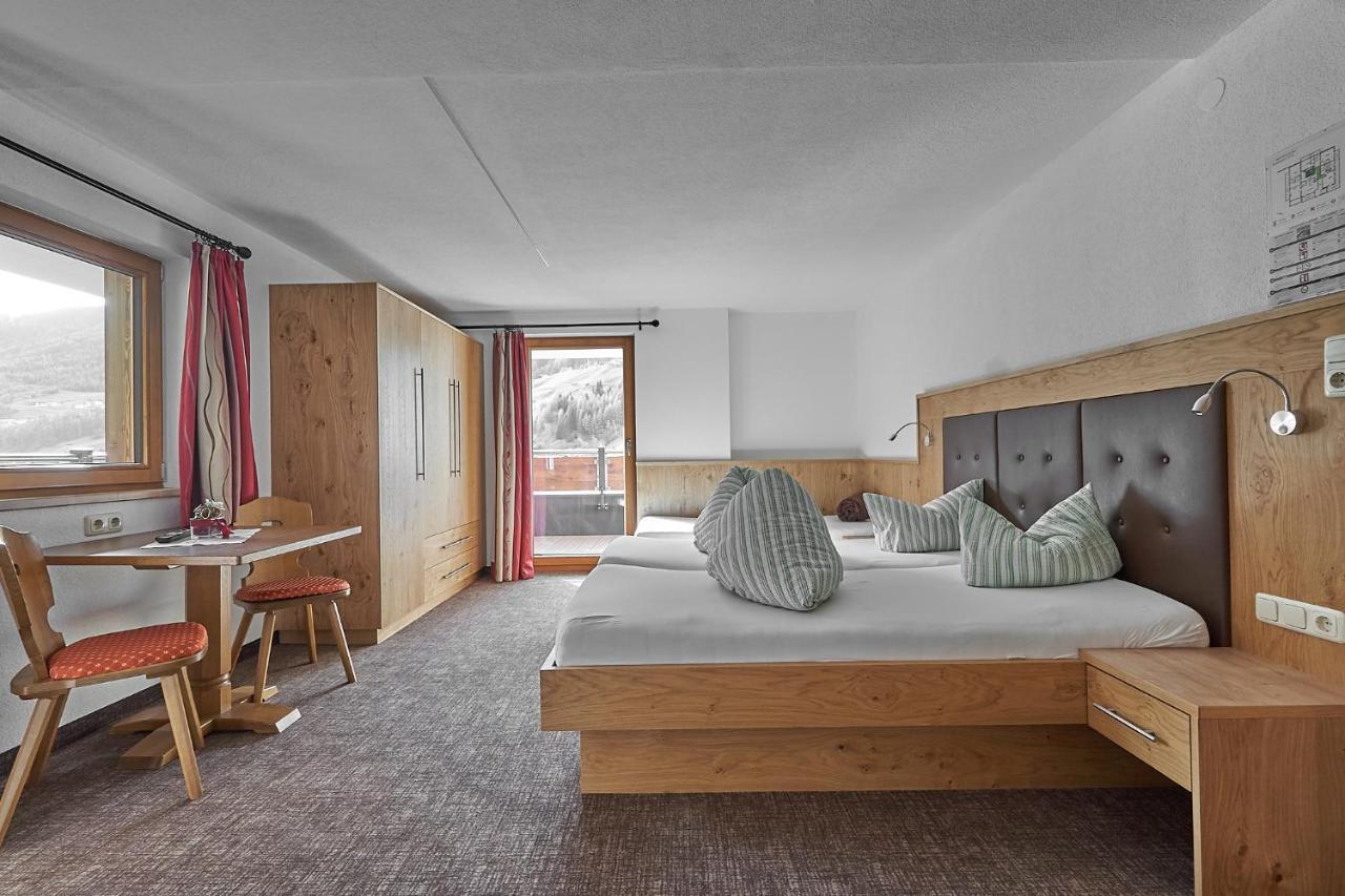 Hotel Garni Schoenblick ゼルデン エクステリア 写真